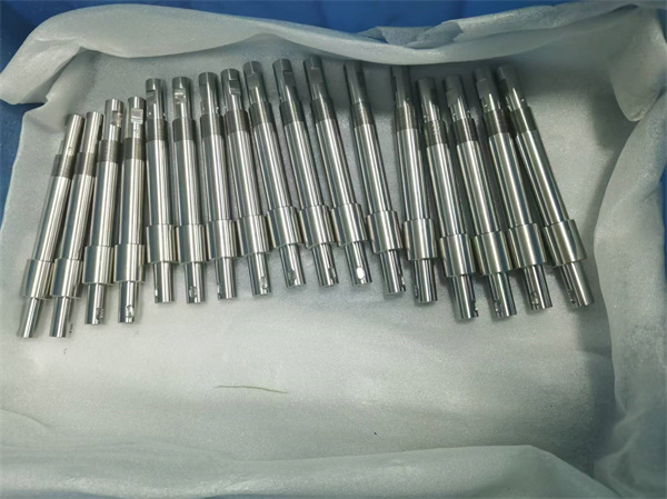 數控車床加工危廢兩種形式